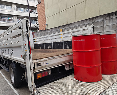 垂直ゲート付き　積載：4,650kg